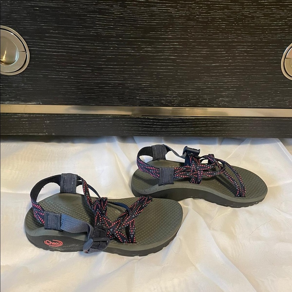 Chaco’s - Picture 6 of 6